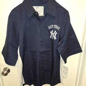 NY YANKEES BUTTON UP